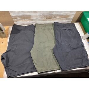 Wrangler Mens Relaxed Fit Cargo Shorts Bundle 3 Pairs Grey Olive 44x10 46x10
